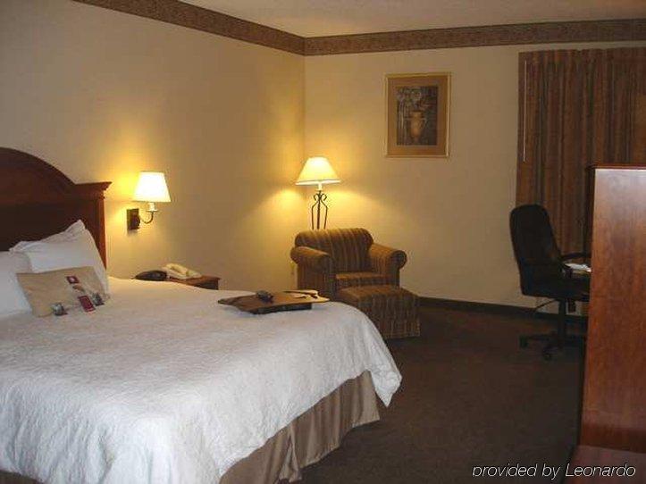 Hampton Inn Cincinnati Airport-North Hebron Zimmer foto