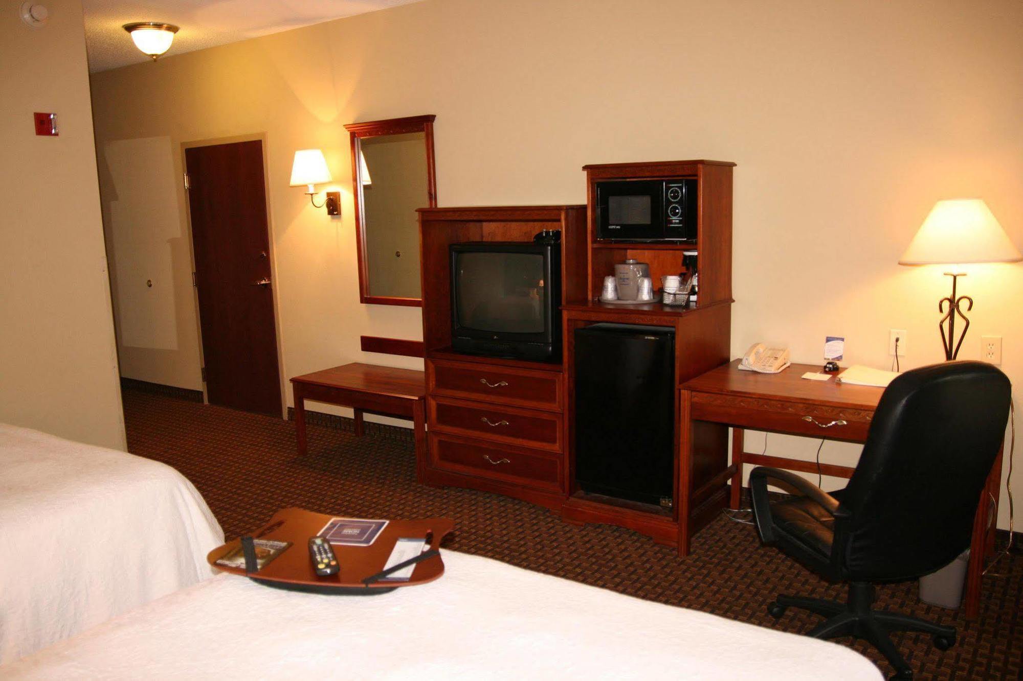 Hampton Inn Cincinnati Airport-North Hebron Zimmer foto